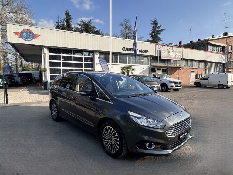 FORD S-MAX 2.0 Diesel 150CV 2018 – €14.500
